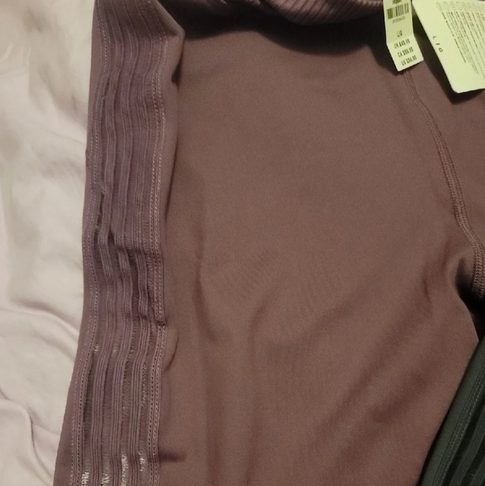 VS Pink Ultimate leggings